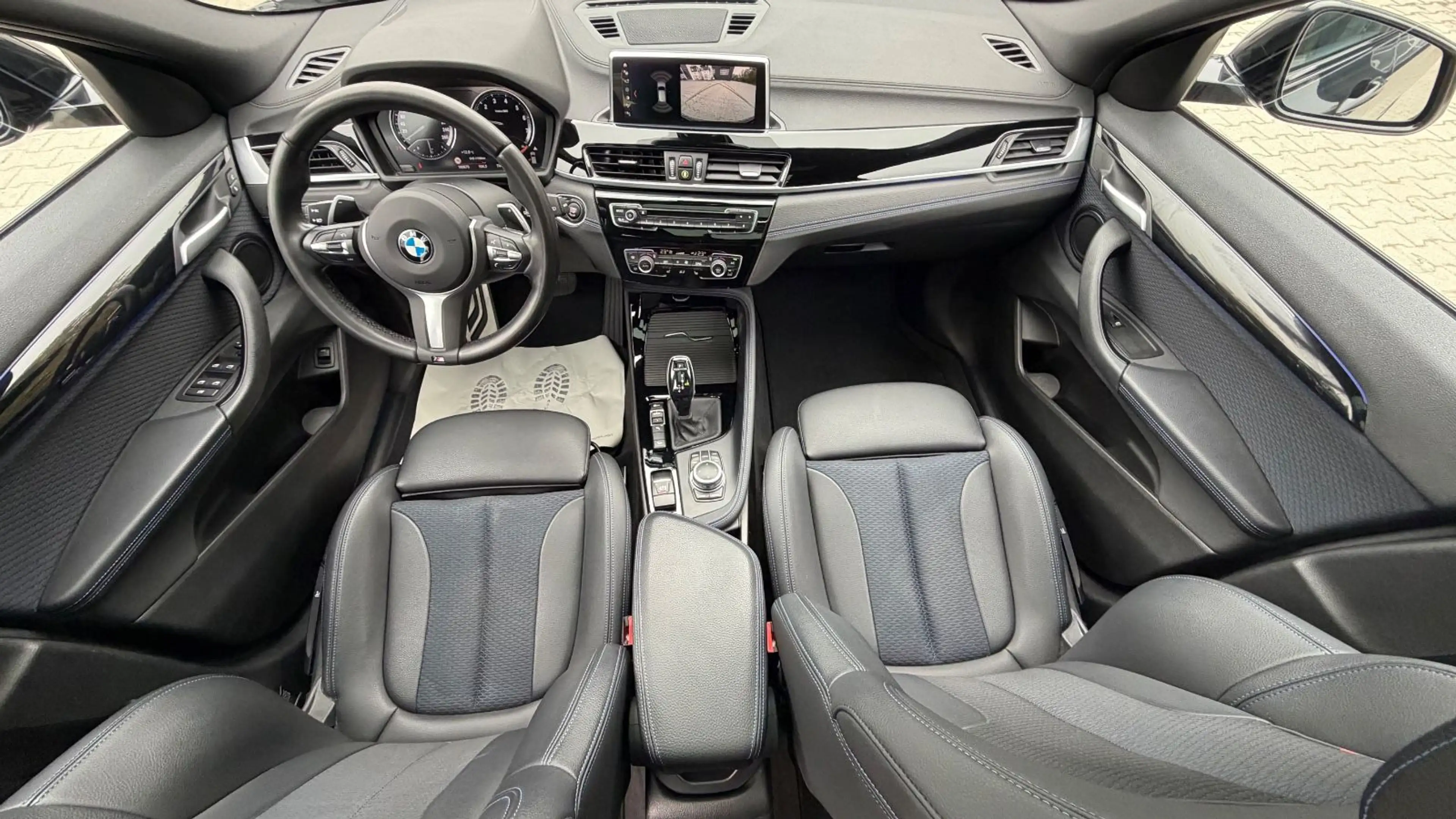 BMW X2 xDrive 20 i M Sport+LED+Leder+SHZ+Panora.+AHK — photo 15