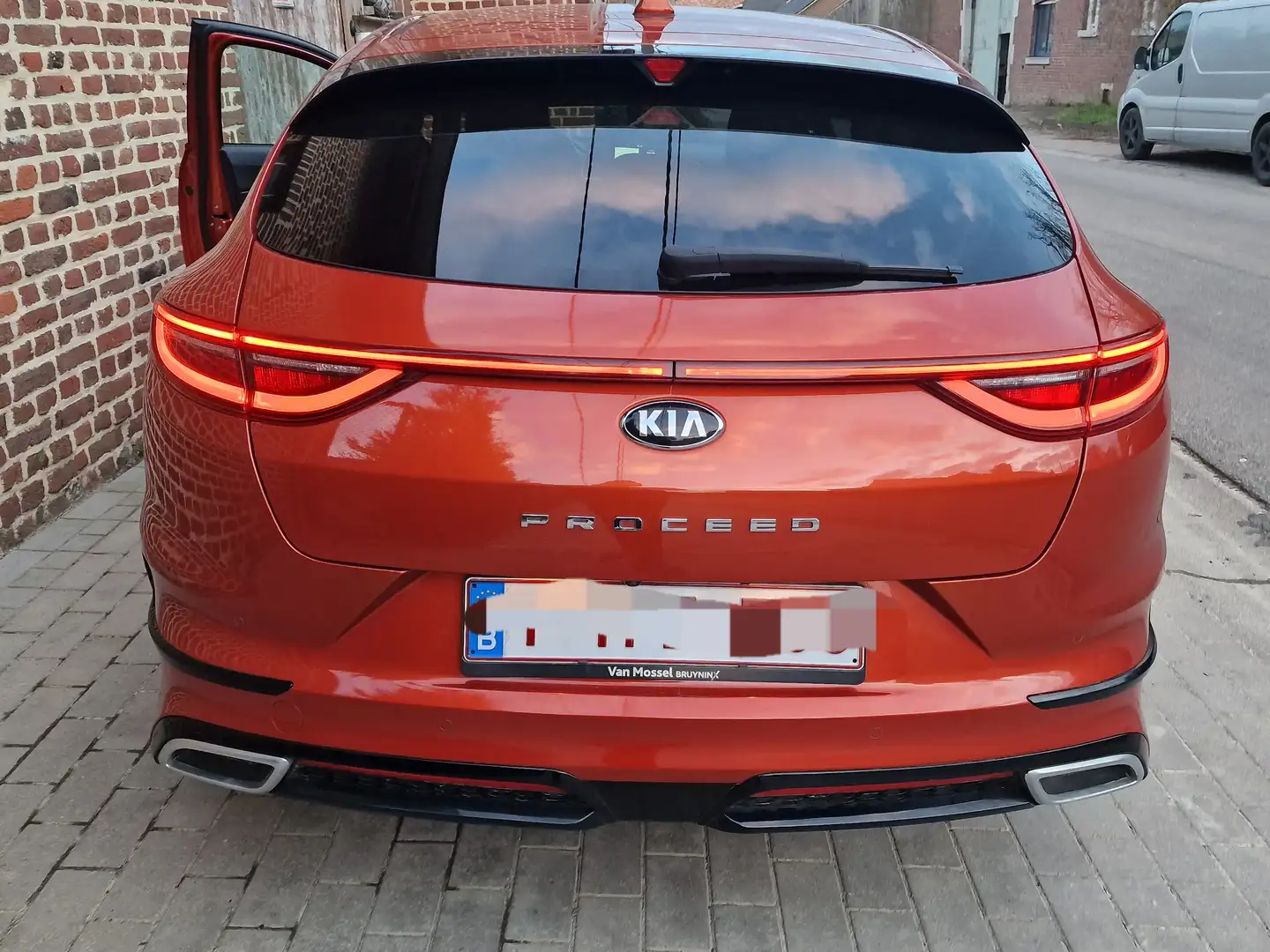 Kia ProCeed / pro_cee'd ProCeed 1.4 T-GDI OPF GT LINE narančasta - 2