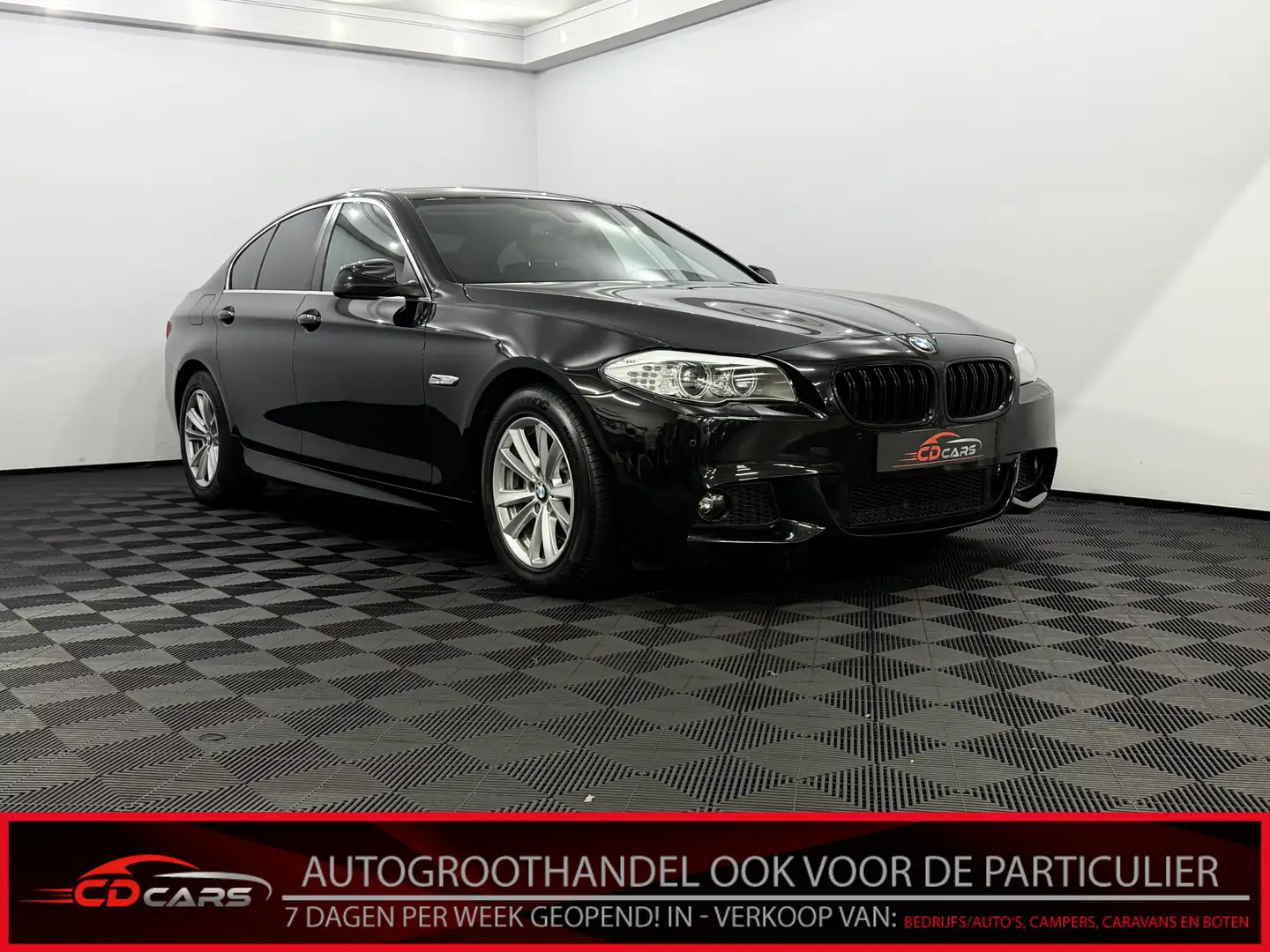 BMW 520 5-serie 520i High Executive Leder, Navi, Parkeerse Noir - 1