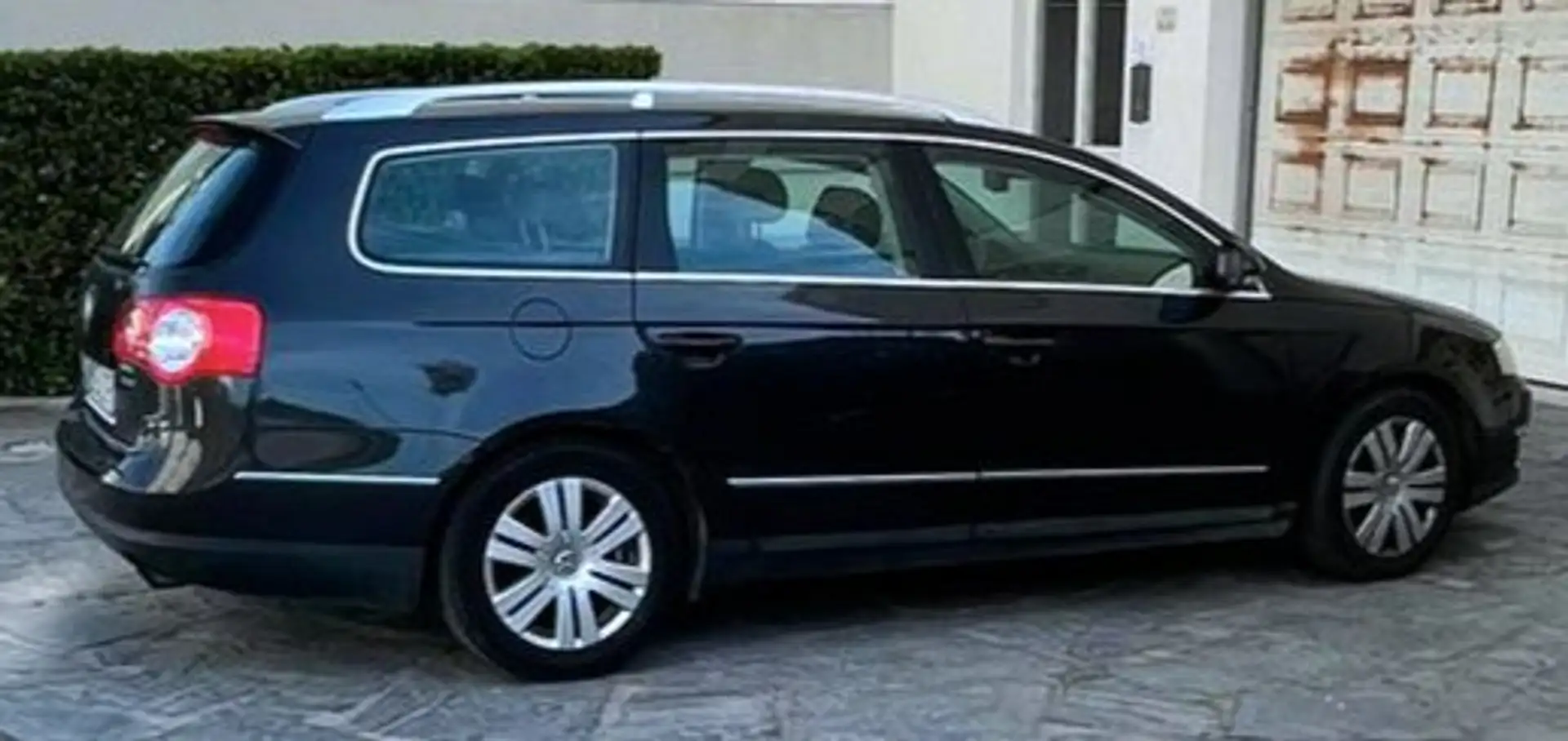 Volkswagen Passat Variant Passat VI 2005 Variant 2.0 fsi Highline 4motion Bruin - 1
