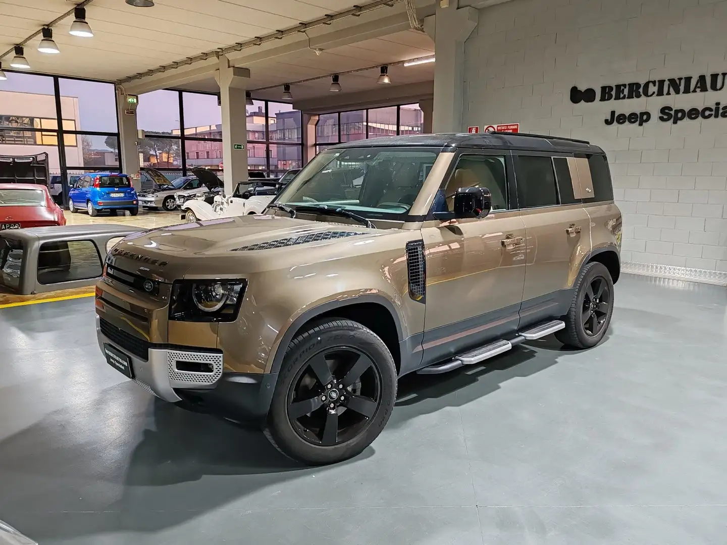 Land Rover Defender Defender VII 110 3.0d i6 First Edition 7posti Beige - 2