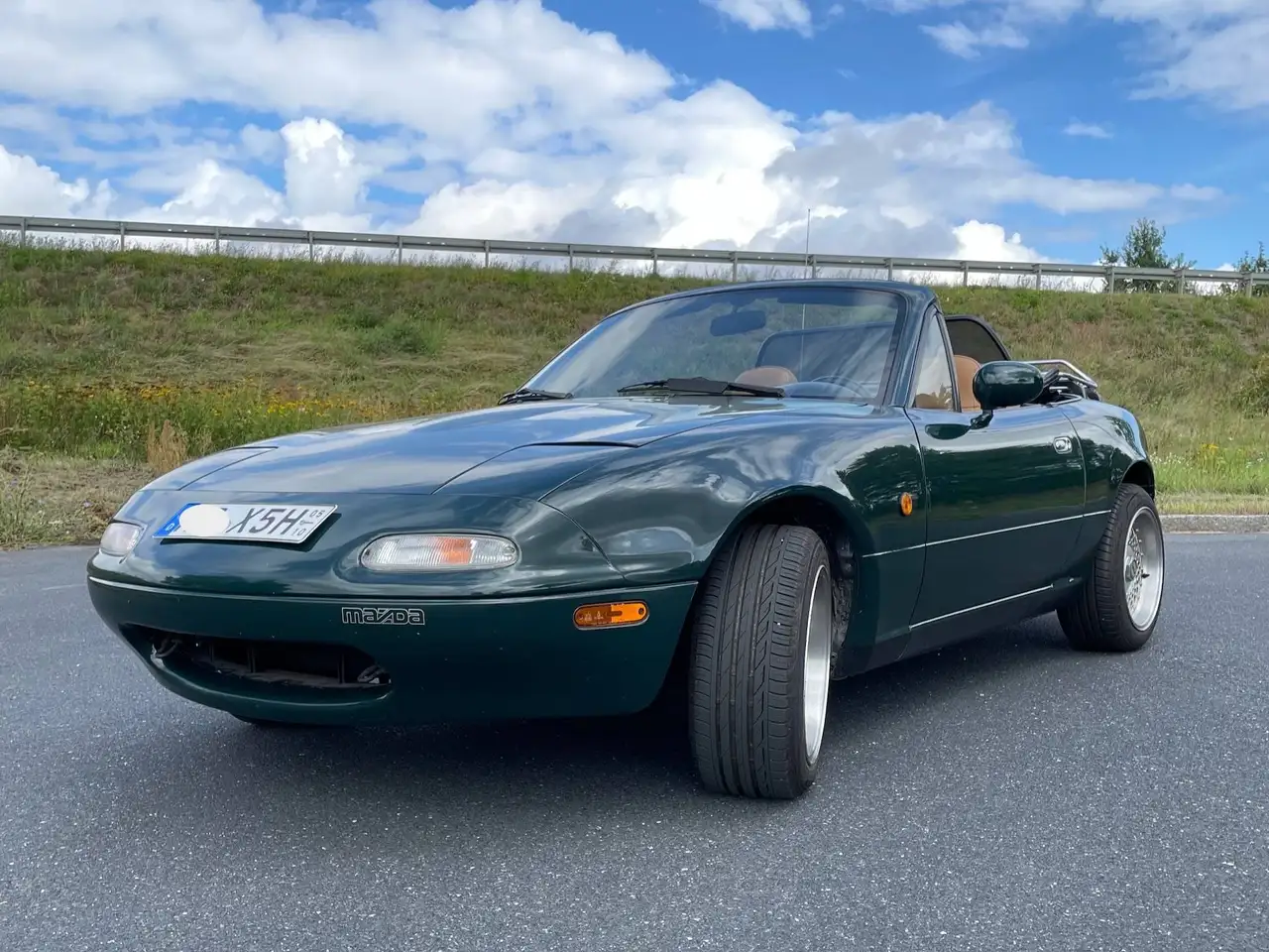 Mazda MX-5 NA 1.6 British Racing Green (1 von 360), foto 2