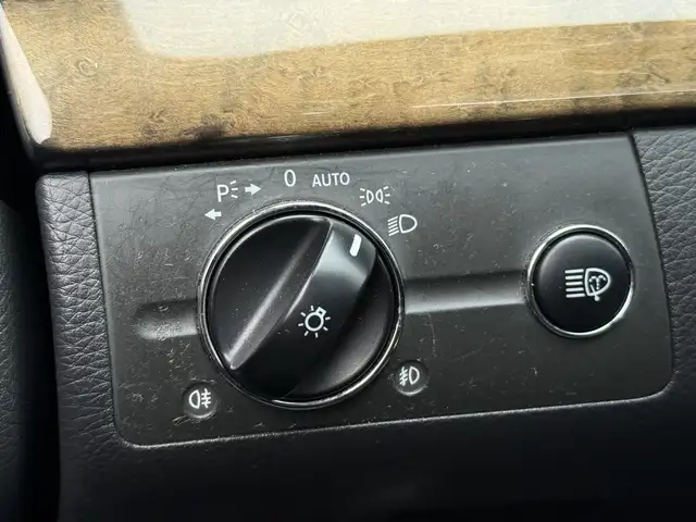 Mercedes-Benz E-Class view 14