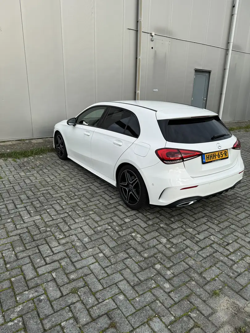 Mercedes-Benz A 250 AMG Line White - 2