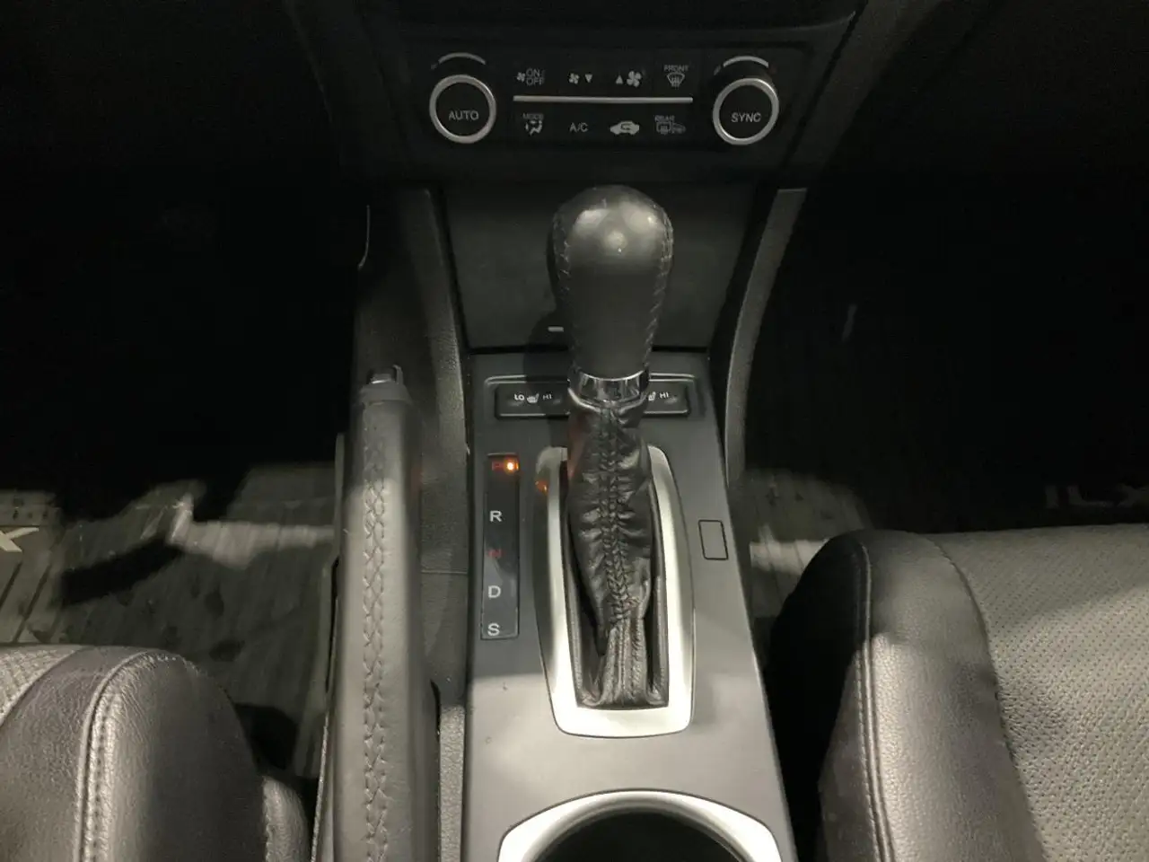 Acura ILX снимка Acura ILX