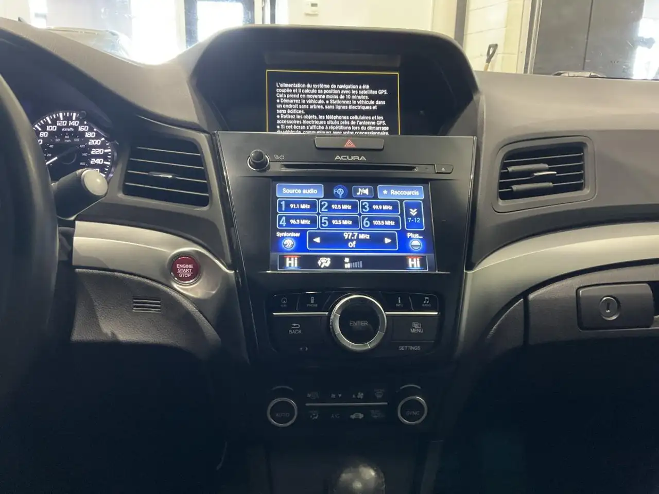 Acura ILX снимка Acura ILX