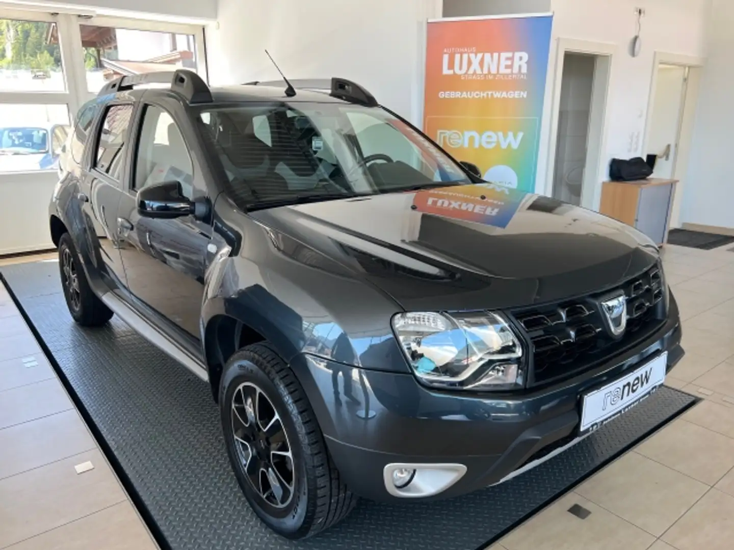 Dacia Duster DusterBlack1,5DCI4x4 Gris - 1