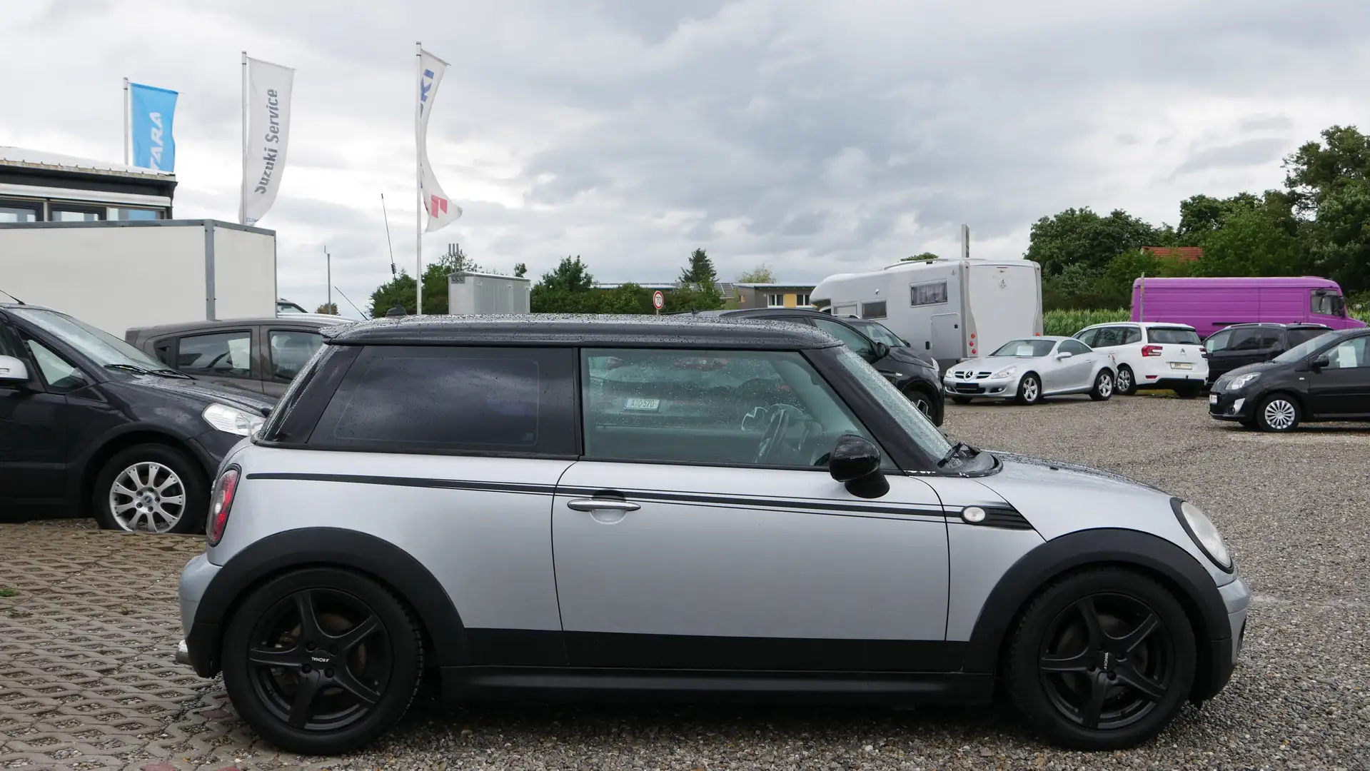 MINI One 1.6 Cooper Panoramadach Sitzheizung Klima Silber - 2