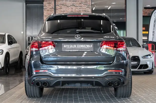 Mercedes-Benz GLC Class view 9