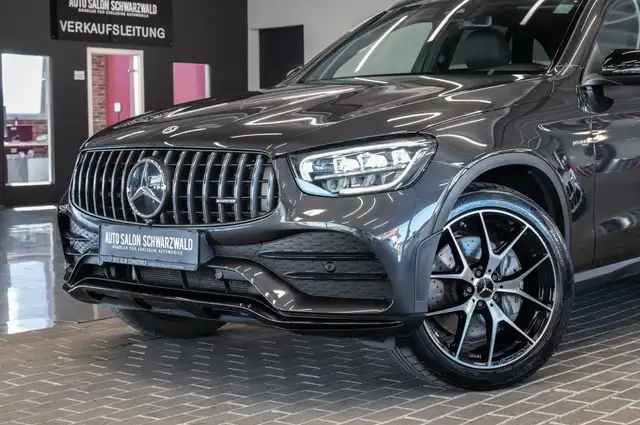 Mercedes-Benz GLC Class view 3
