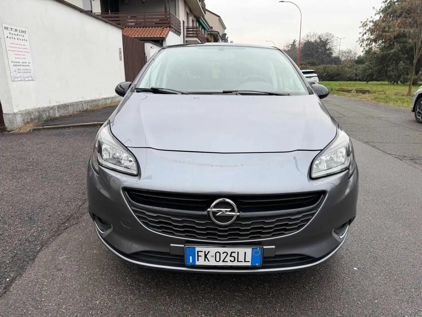 Opel Corsa 1.2 5 porte b-Color Gris - 2