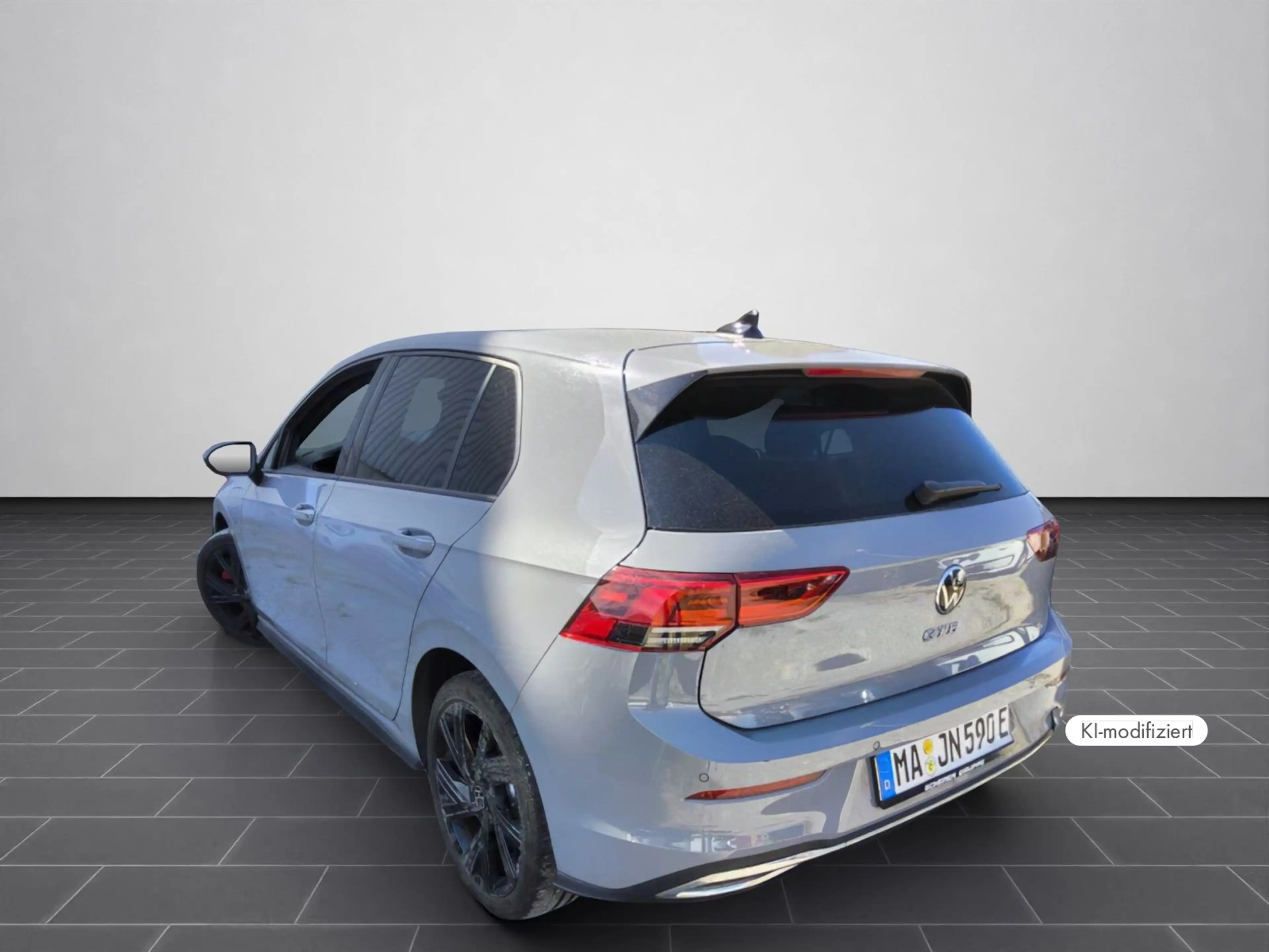 Volkswagen Golf GTE GTE 1,4 TSI eHybrid DSG | 18" in Schwarz | — photo 6