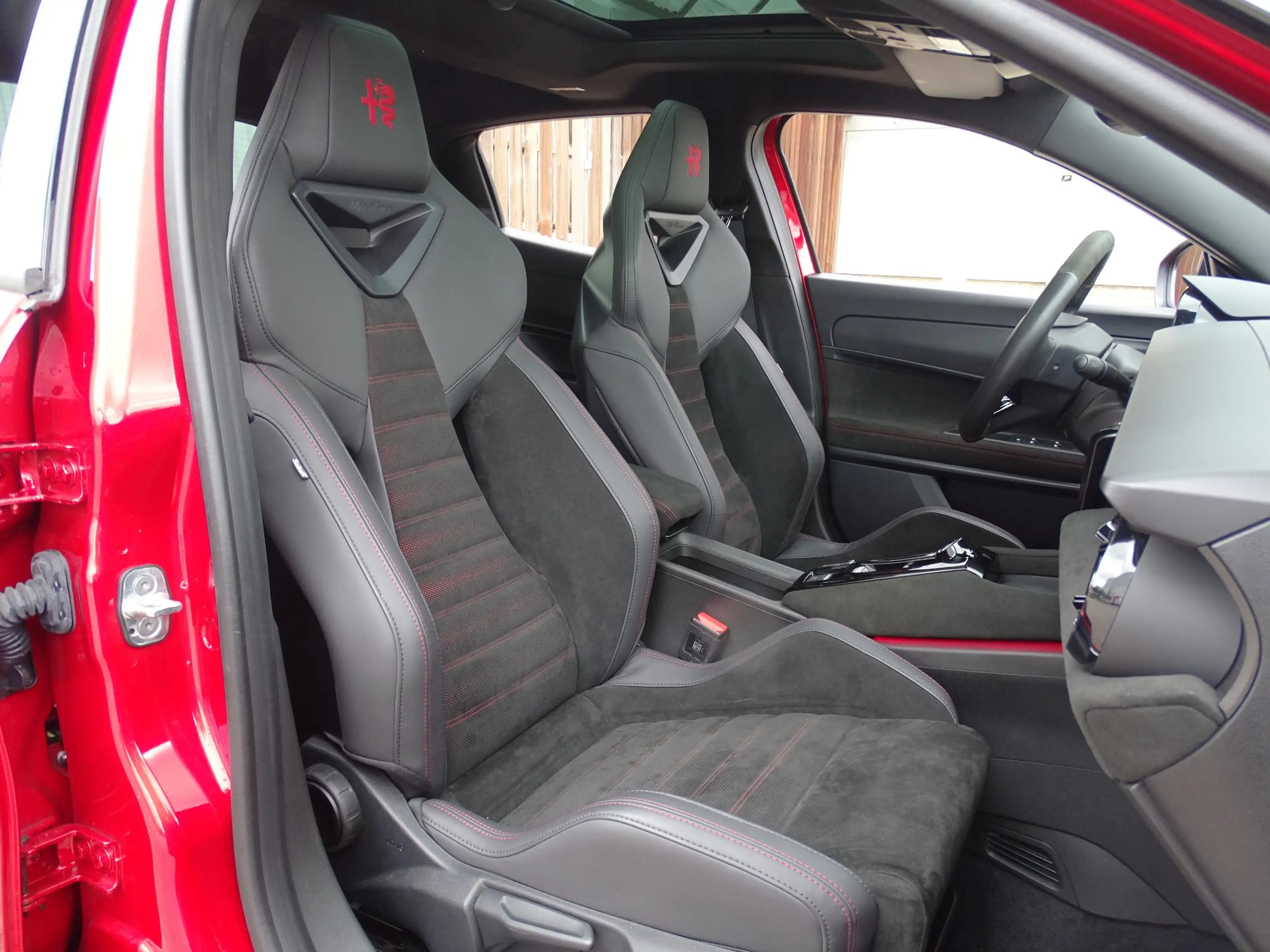 Alfa Romeo Junior BEV 280 - 54 kWh Elettrica 280 Veloce VERWACHT — photo 15