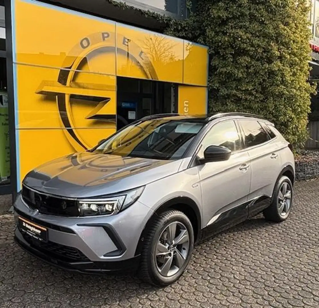 Opel Grandland GS Automatik Silber - 1