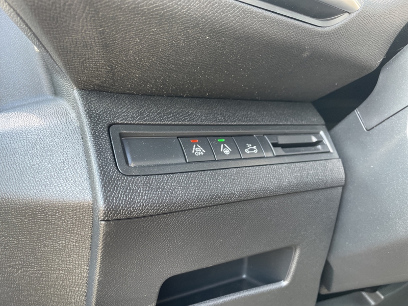 Peugeot 5008 GT HYBRID 136 7-Sitzer Navi Digitales Cockpit LED — photo 19