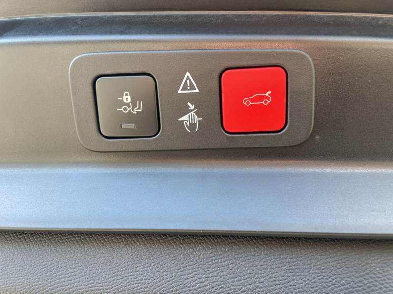 Peugeot 5008 GT HYBRID 136 7-Sitzer Navi Digitales Cockpit LED — photo 20