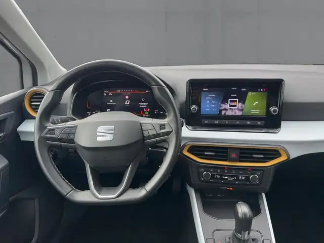 Seat Arona view 9