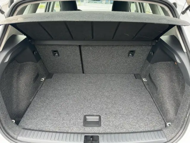 Seat Arona view 14