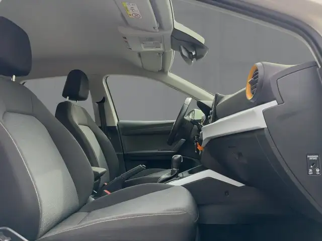 Seat Arona view 12