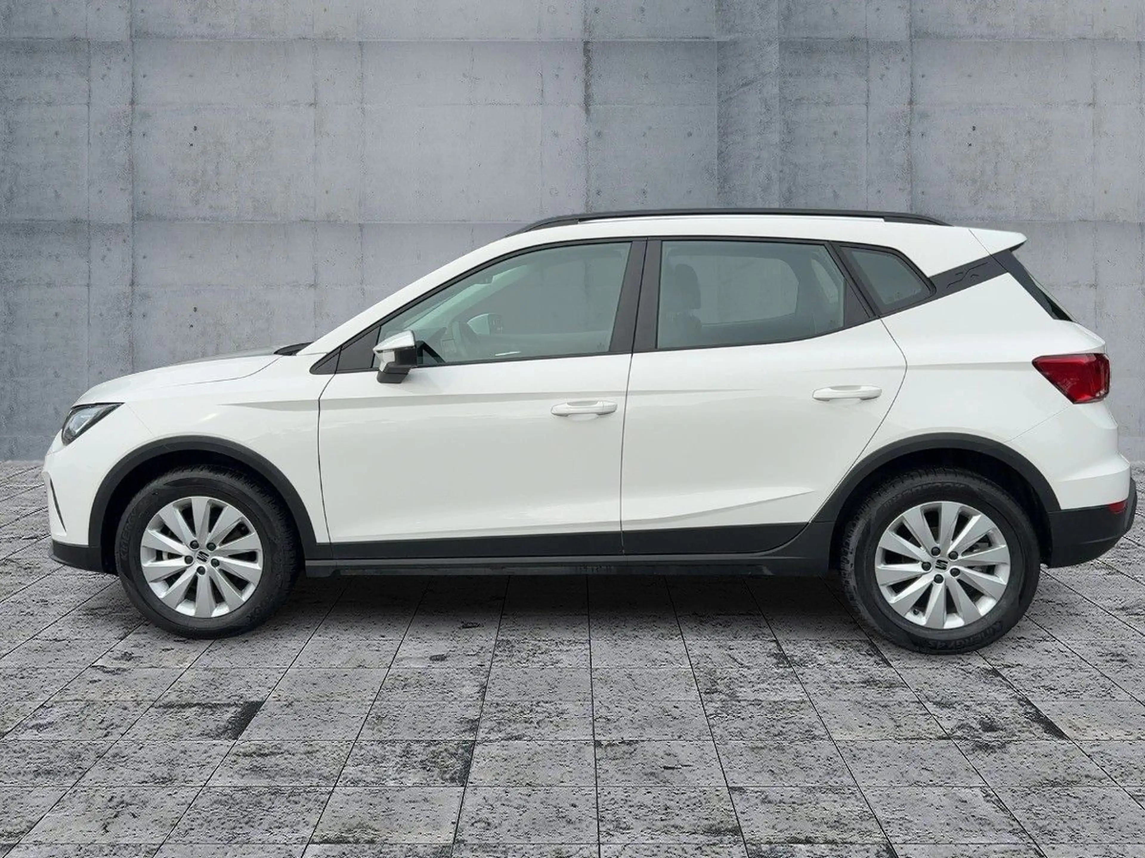 SEAT Arona 1.0 TSI DSG STYLE EDITION LED+PDC+GRA+DAB+ — photo 4