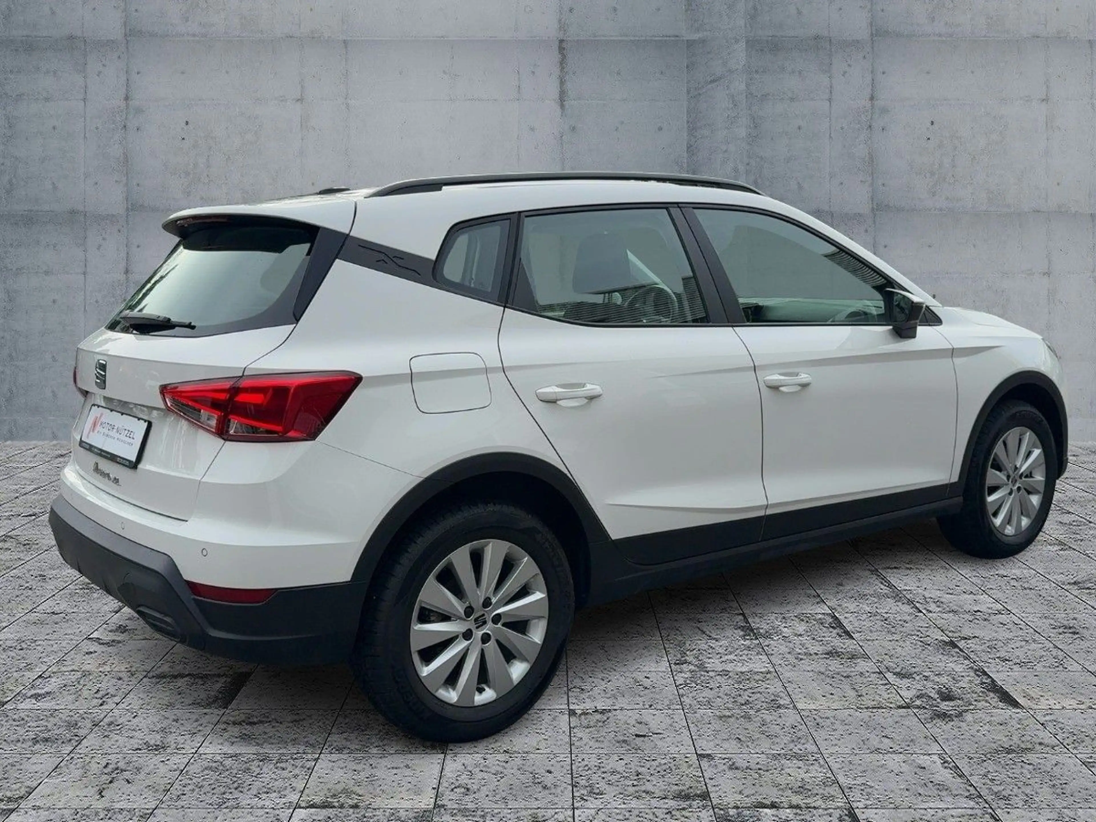 SEAT Arona 1.0 TSI DSG STYLE EDITION LED+PDC+GRA+DAB+ — photo 6