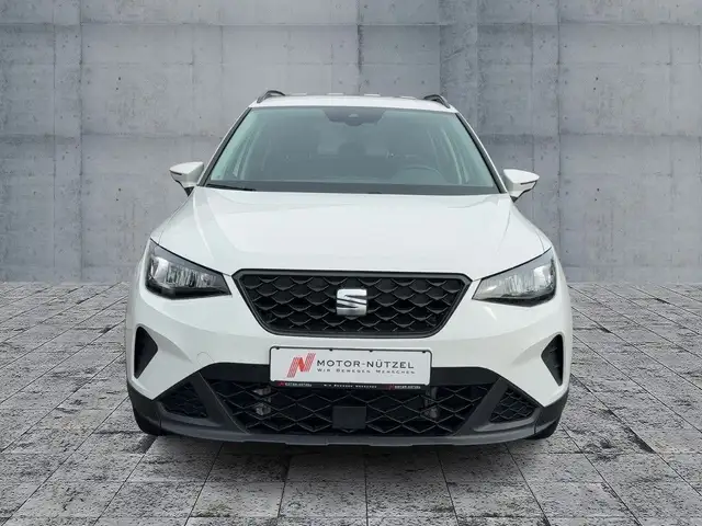 Seat Arona view 3