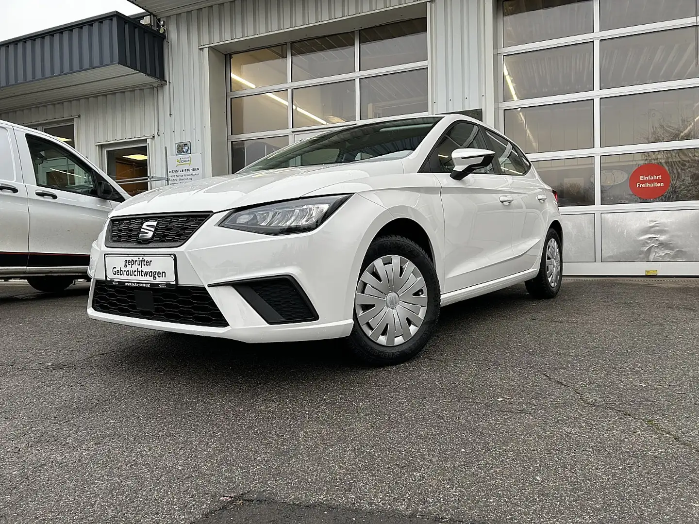 SEAT Ibiza 1,0 Reference Weiß - 1