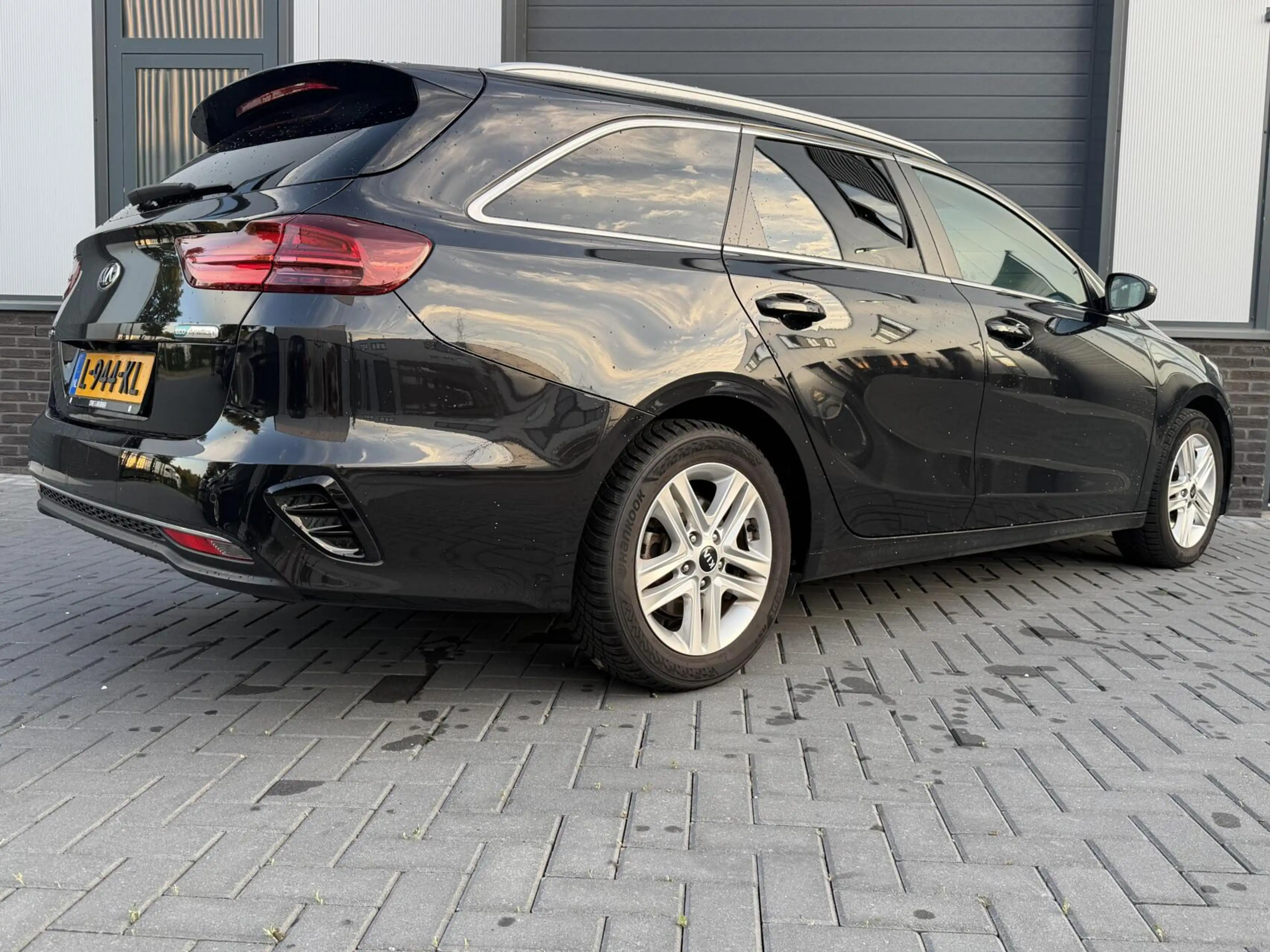 Kia Ceed SW / cee'd SW Sportswagon 1.0 T-GDi MHEV DynamicLine — photo 6