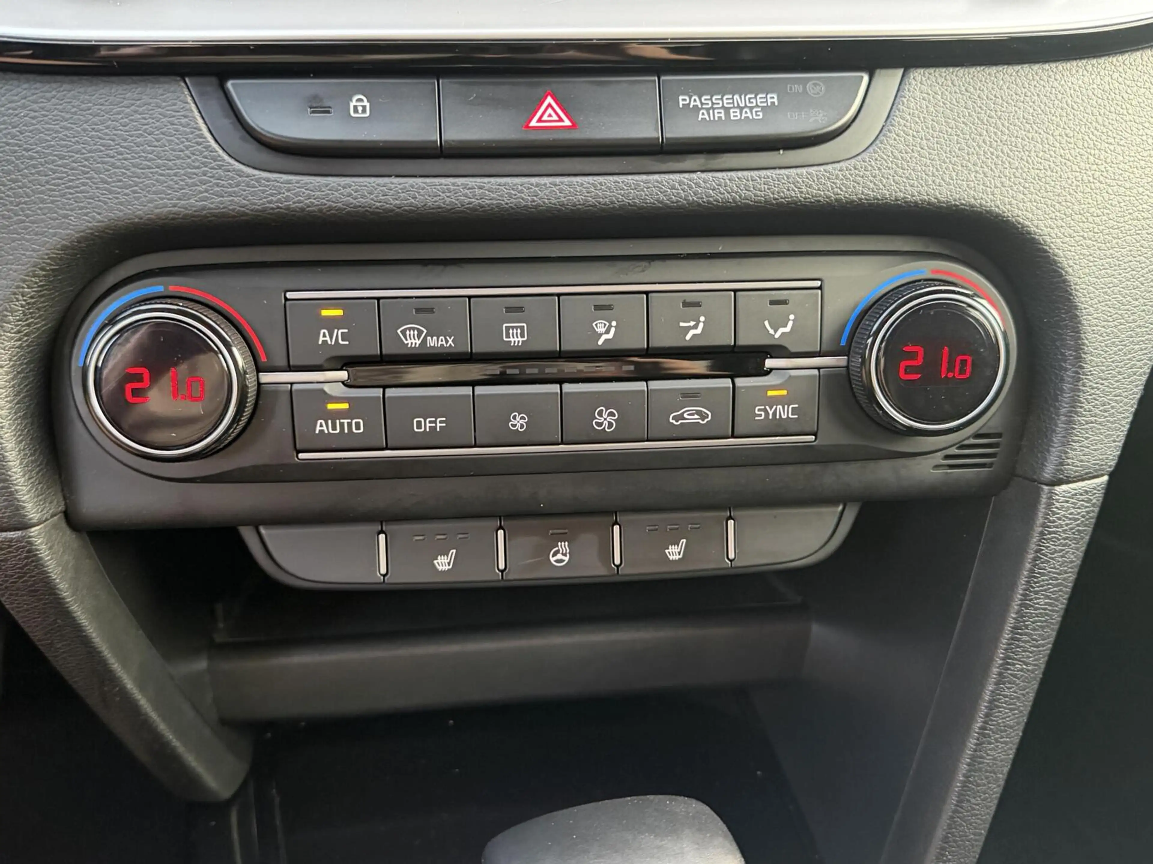 Kia Ceed SW / cee'd SW Sportswagon 1.0 T-GDi MHEV DynamicLine — photo 22