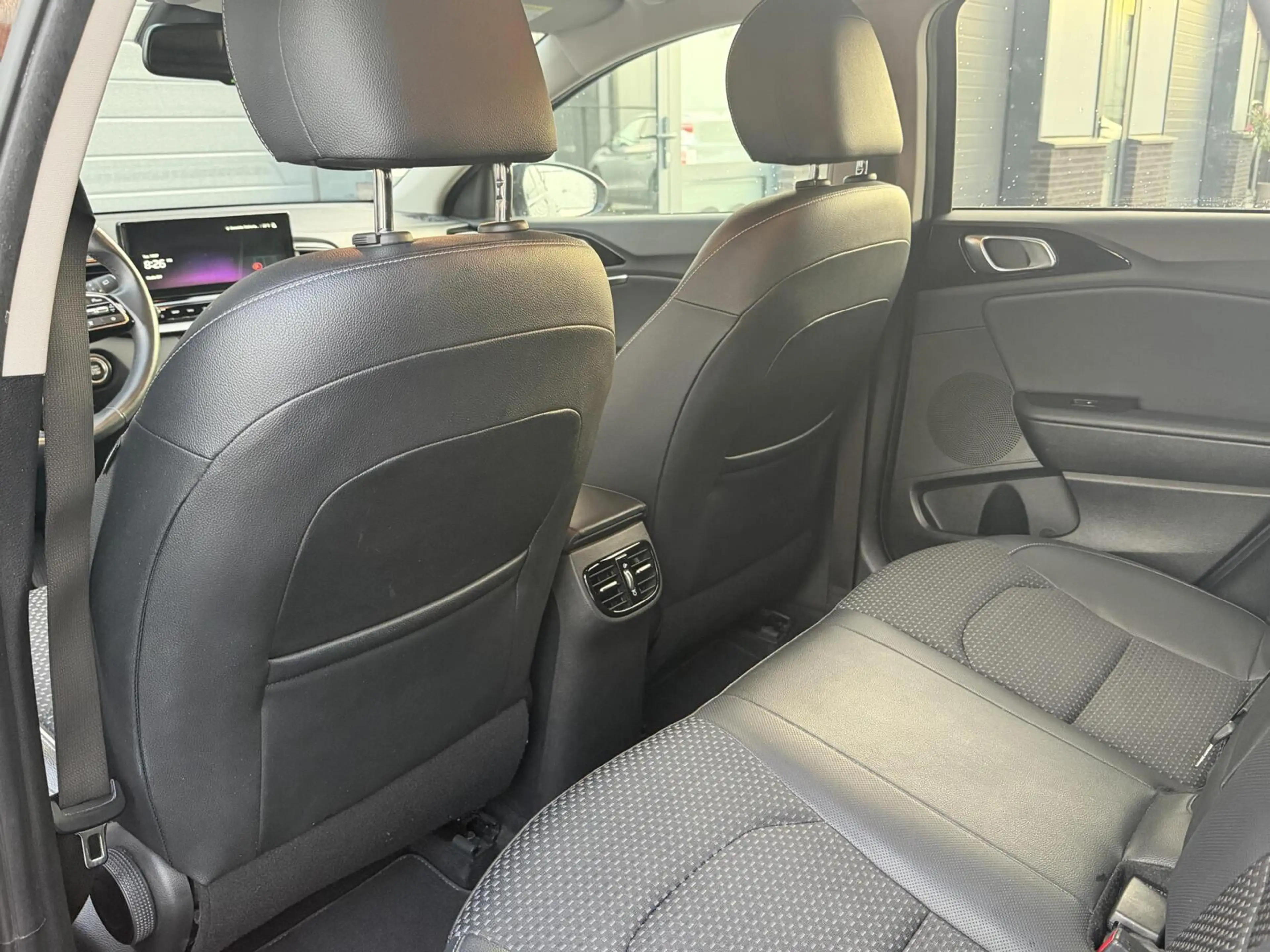 Kia Ceed SW / cee'd SW Sportswagon 1.0 T-GDi MHEV DynamicLine — photo 12