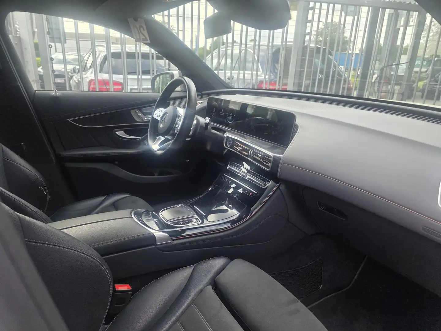Mercedes-Benz EQC 400 4MATIC *5 JAAR GARANTIE* Wit - 2