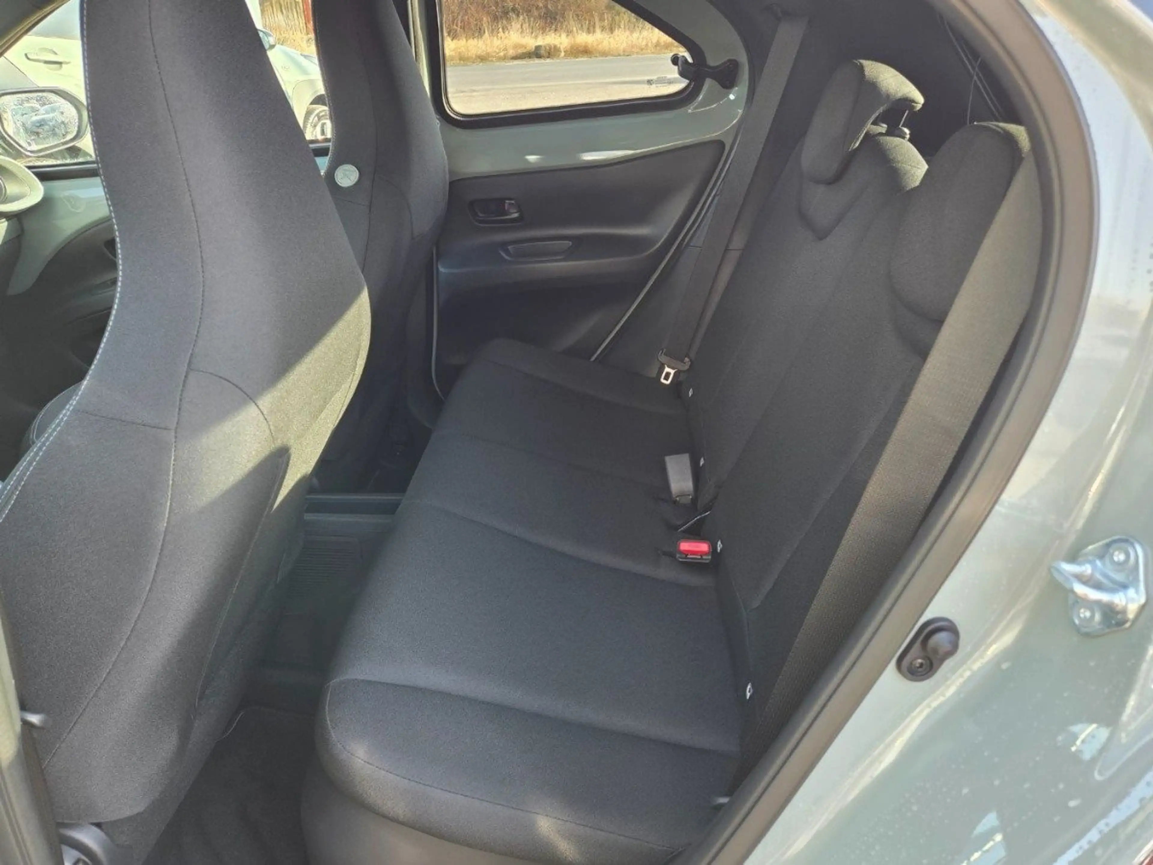Toyota Aygo X 1.5 Teamplayer ACC LED SHZ Kam. PDC AUT — photo 14