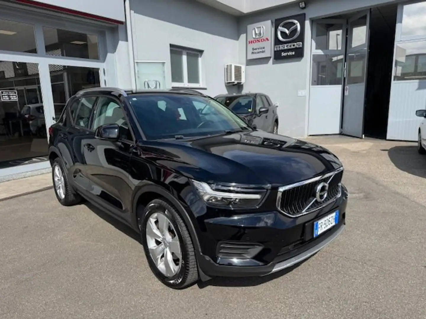 Volvo XC40 XC40 2.0 Diesel 150cv AWD Noir - 2