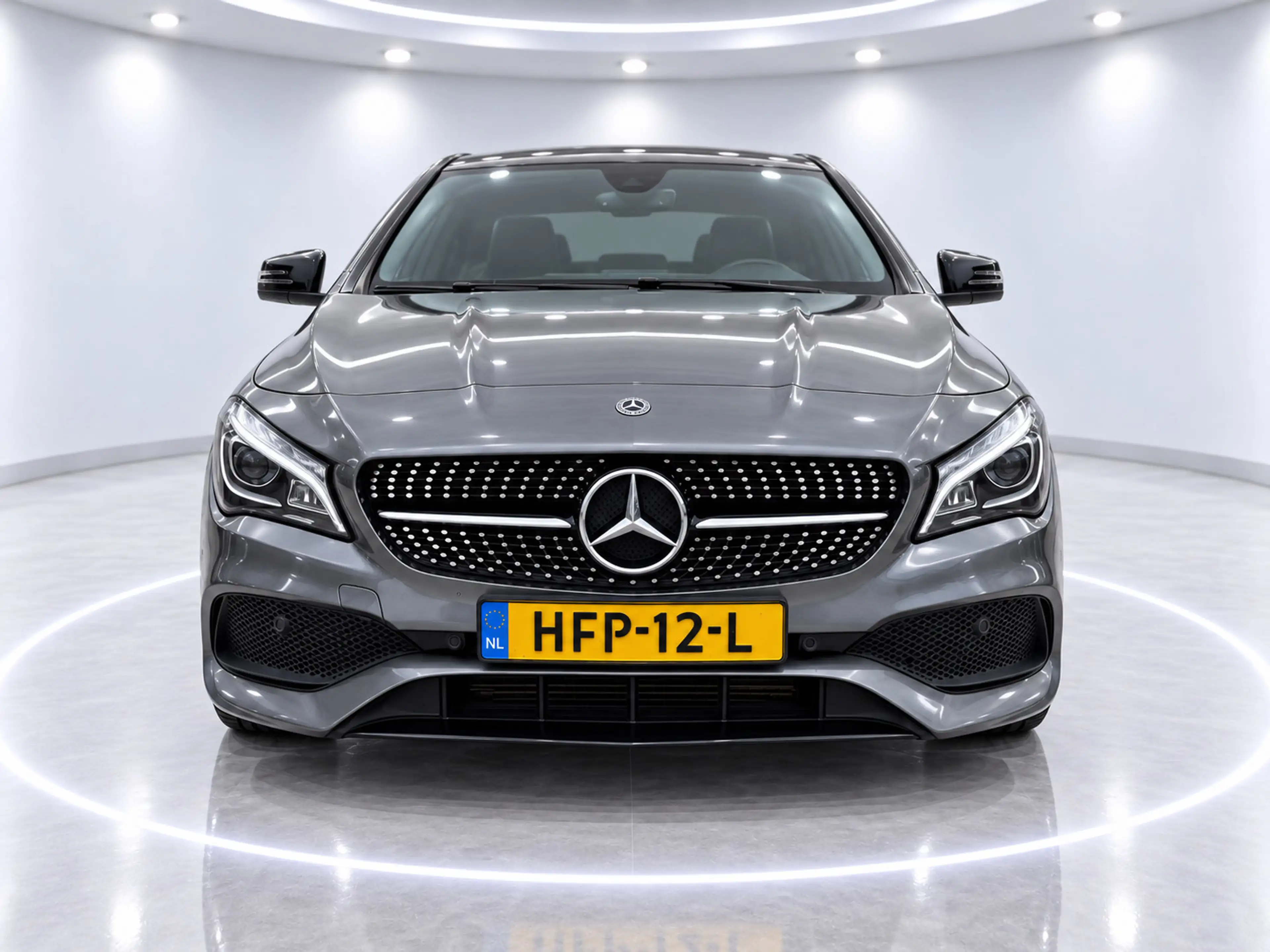 Mercedes-Benz CLA 180 Shooting Brake - Pano - Camera - Dealer Onderhoude — photo 2