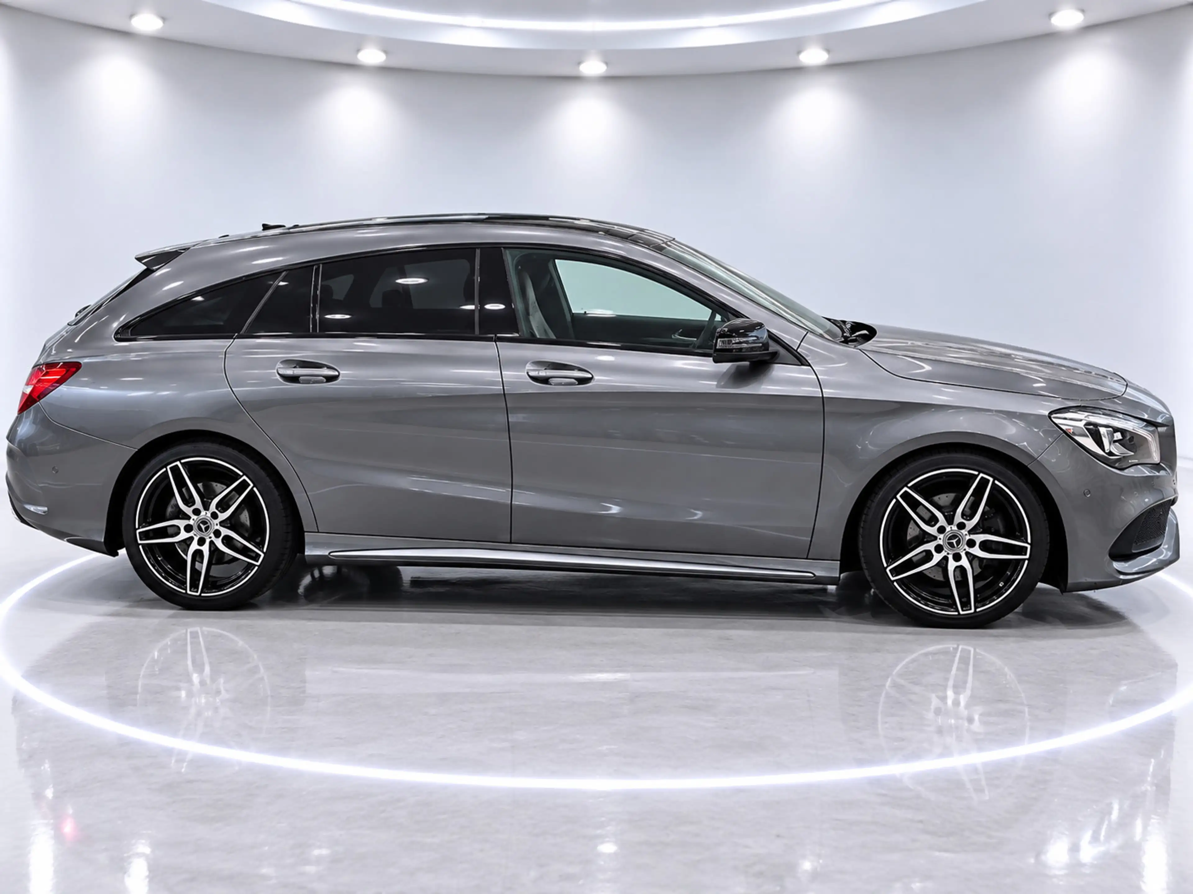 Mercedes-Benz CLA 180 Shooting Brake - Pano - Camera - Dealer Onderhoude — photo 6