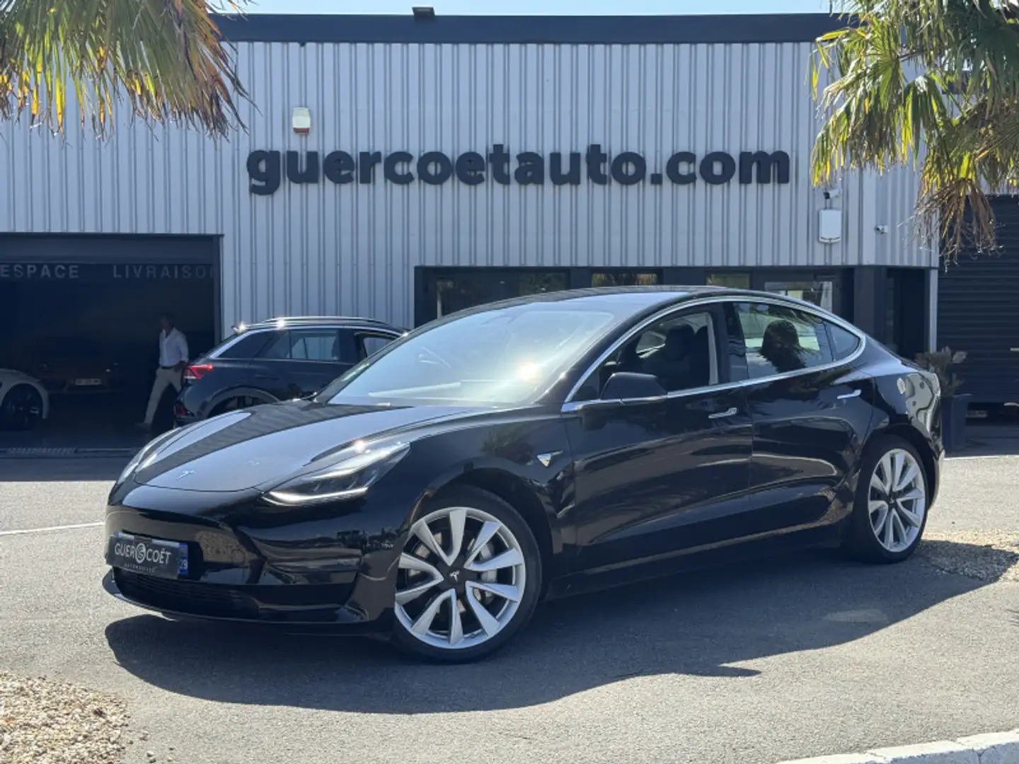 Tesla Model 3 LONG-RANGE DUAL MOTOR AWD Noir - 1