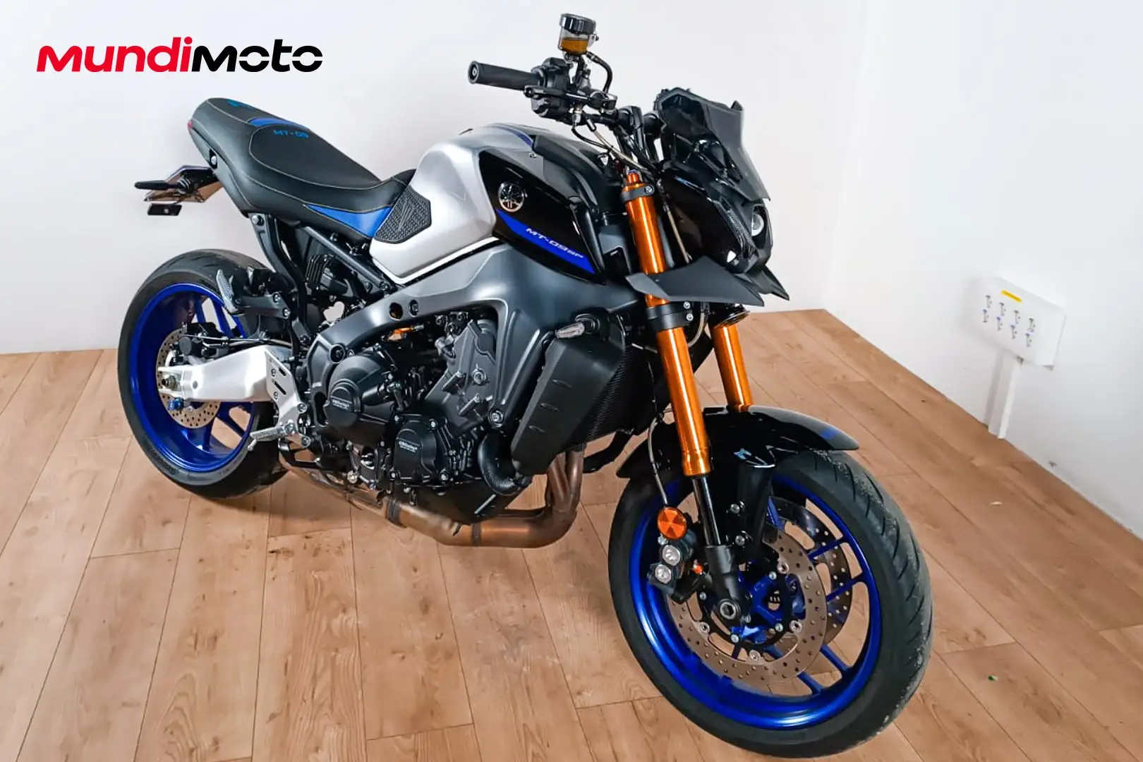 Yamaha MT-09 - 2