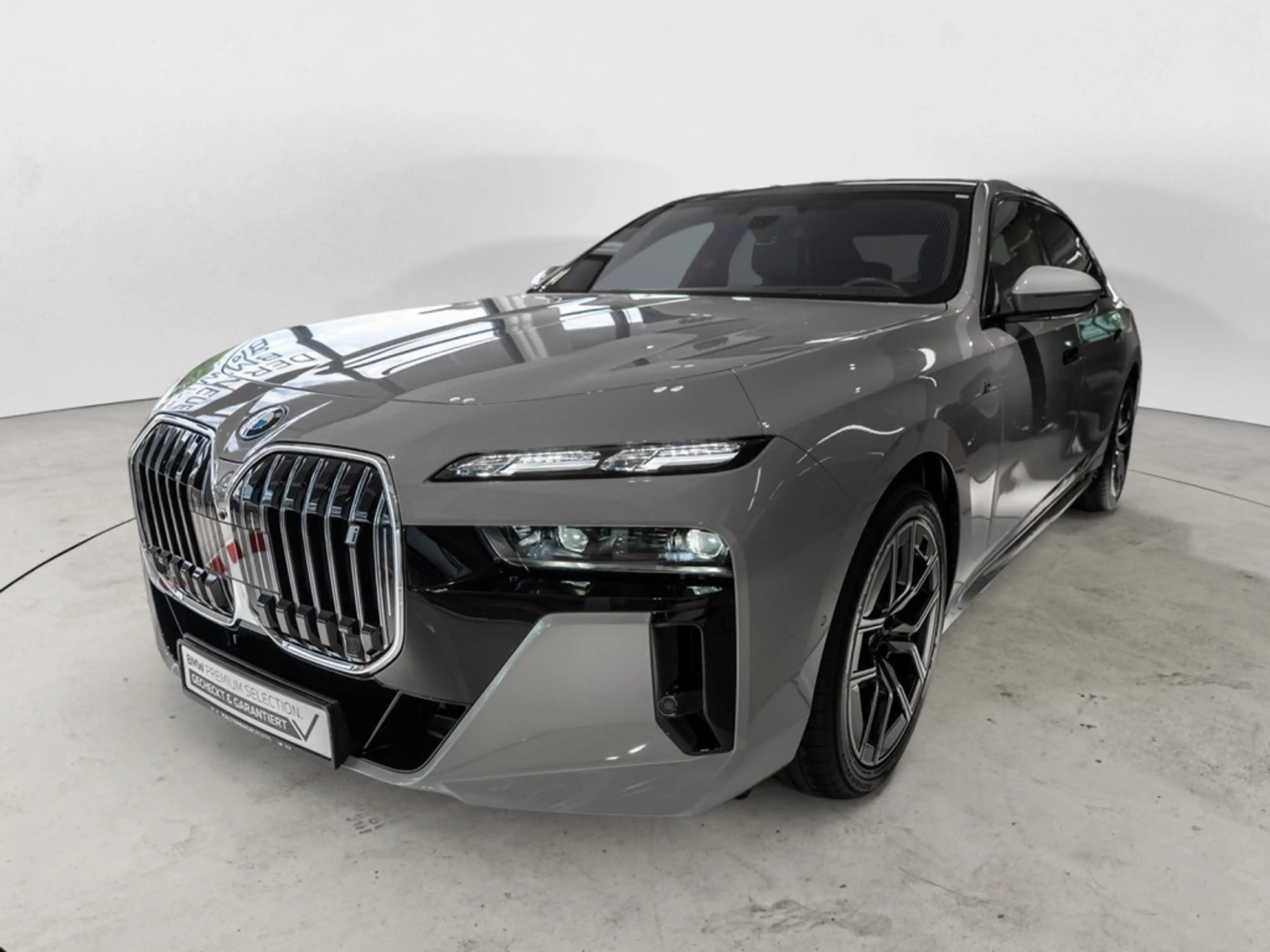 BMW i7 xDrive 60 M-Sport PANO 360° SITZBELÜFTUNG — photo 2