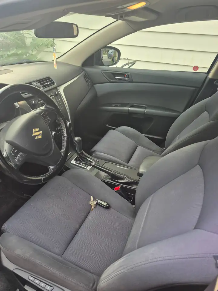 Suzuki Kizashi снимка Suzuki Kizashi