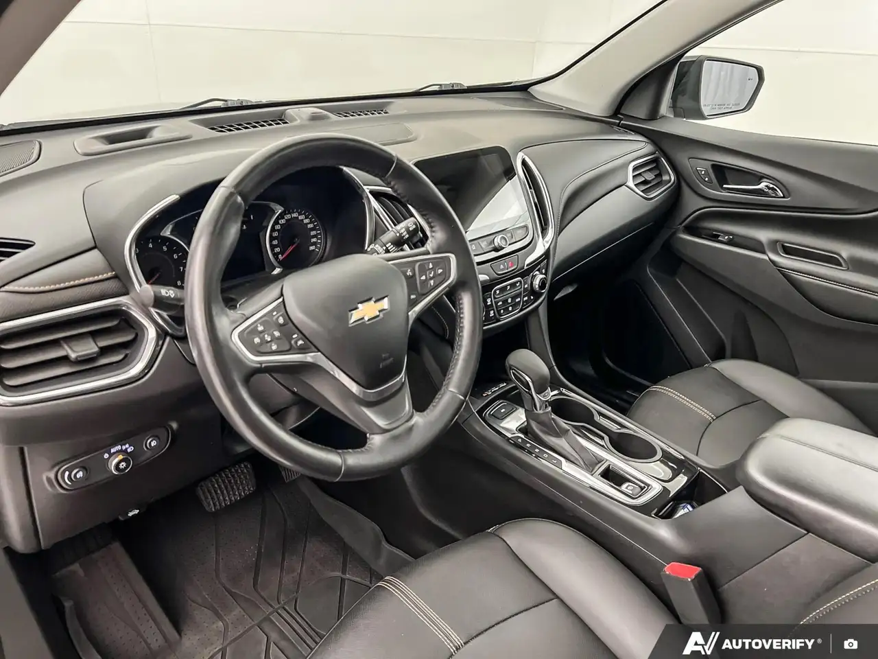 Chevrolet Equinox снимка Chevrolet Equinox