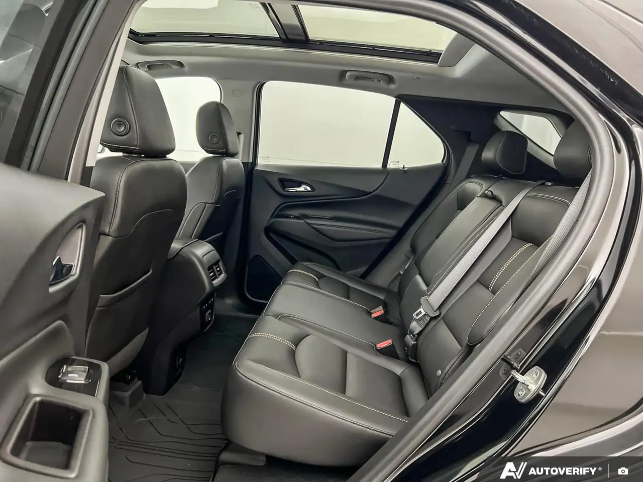 Chevrolet Equinox снимка Chevrolet Equinox