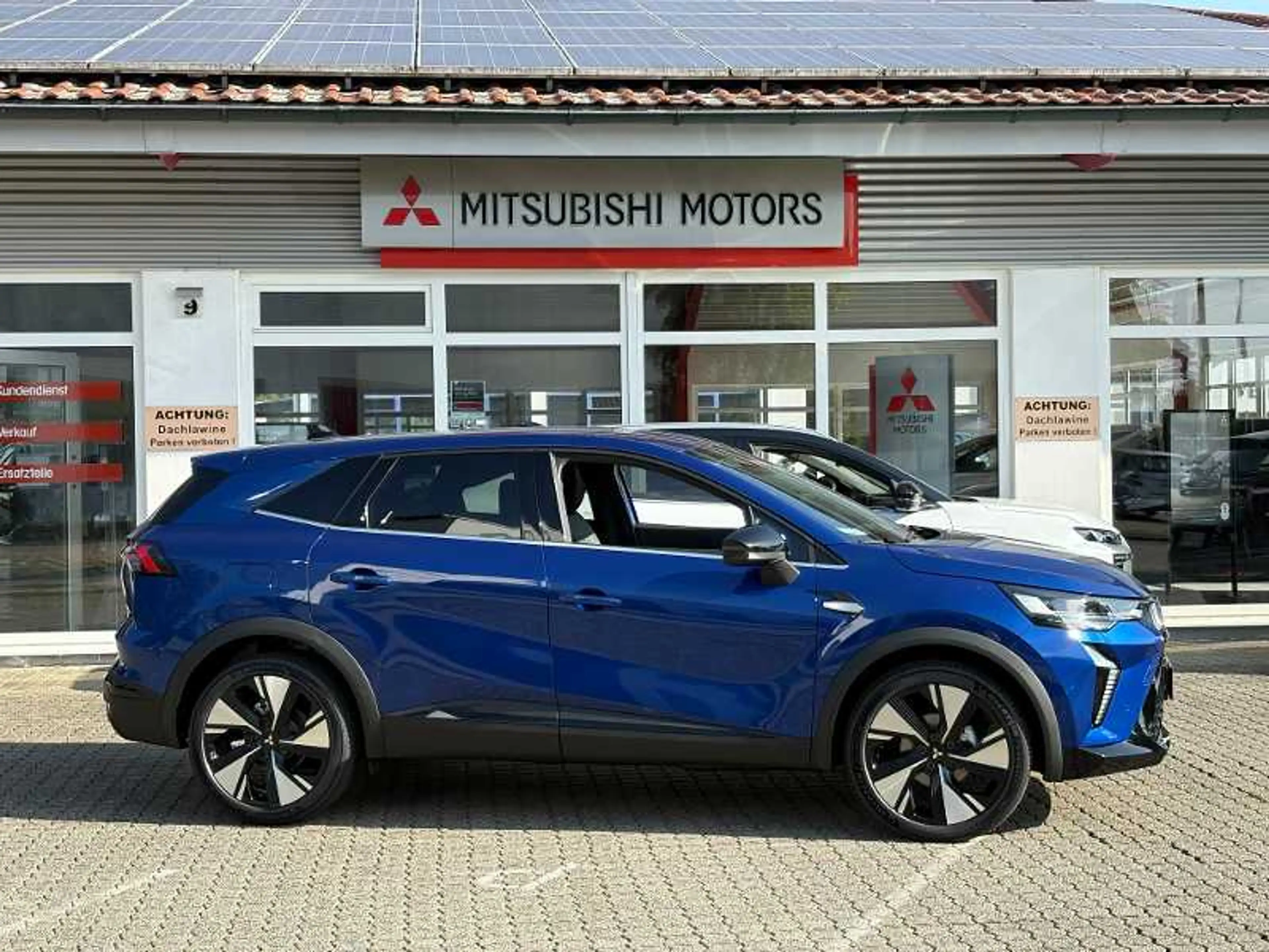 Mitsubishi Grandis Intro Edition 1.3 T-Benziner 7-DCT — photo 3