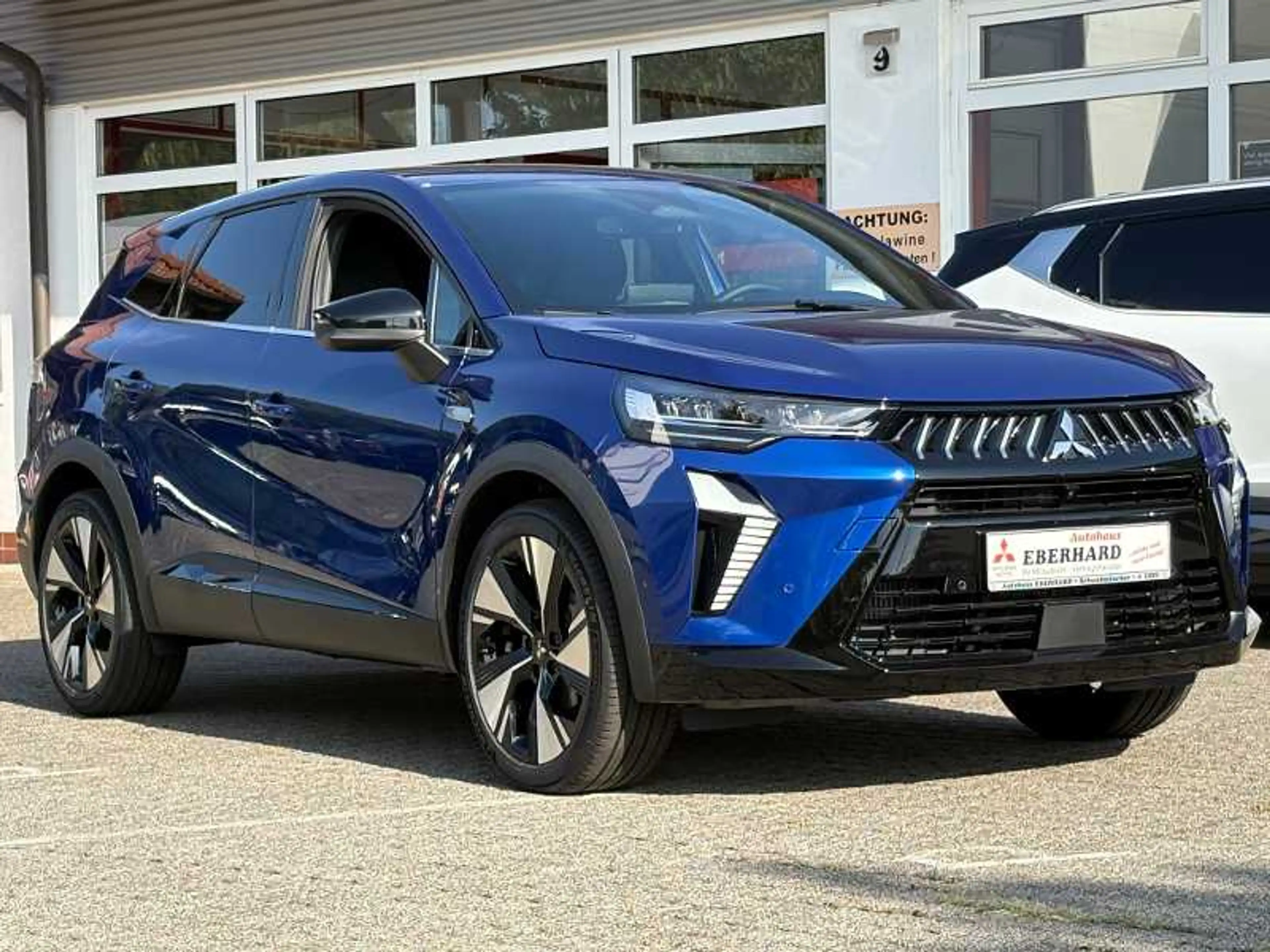 Mitsubishi Grandis Intro Edition 1.3 T-Benziner 7-DCT — photo 2