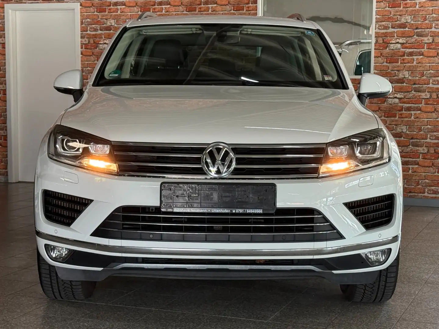 Volkswagen Touareg V6 TDI-Terrain Tech 4Mot-Leder-Xenon-AHK Blanc - 2