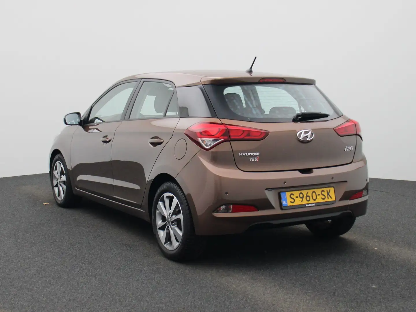 Hyundai i20 1.2 HP i-Motion Comfort | Stoelverwarming | Stuurv Braun - 2