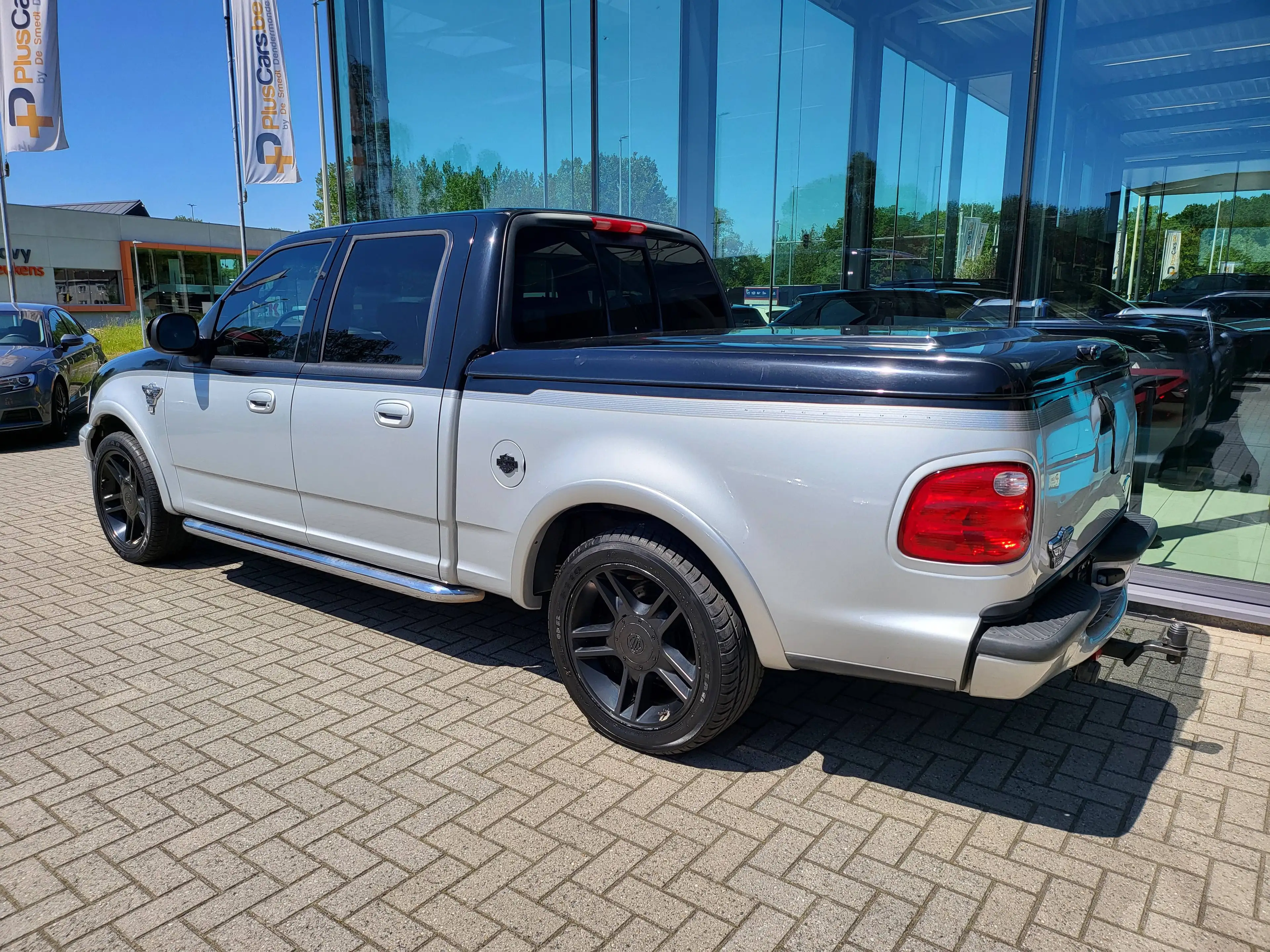Ford F 150 5.4i | Harley Davidson | Supercharged | Automaat | 2003 | 137.810 Miles LPG | Schuifdak | Trekhaak | Leder — photo 4