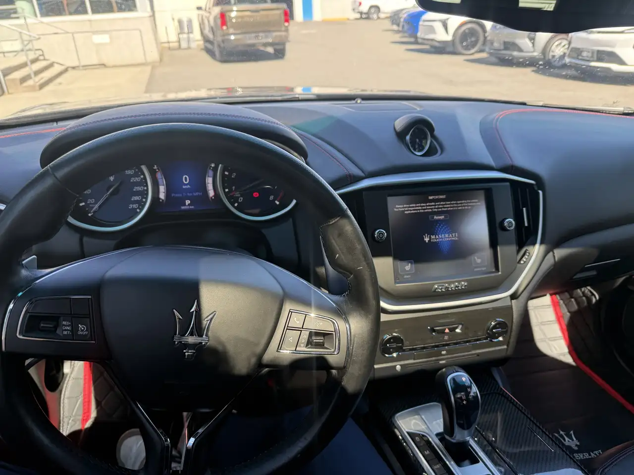 Maserati Ghibli photo Maserati Ghibli