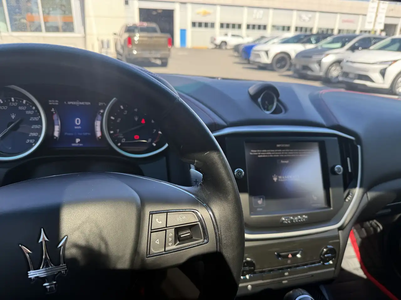 Maserati Ghibli photo Maserati Ghibli