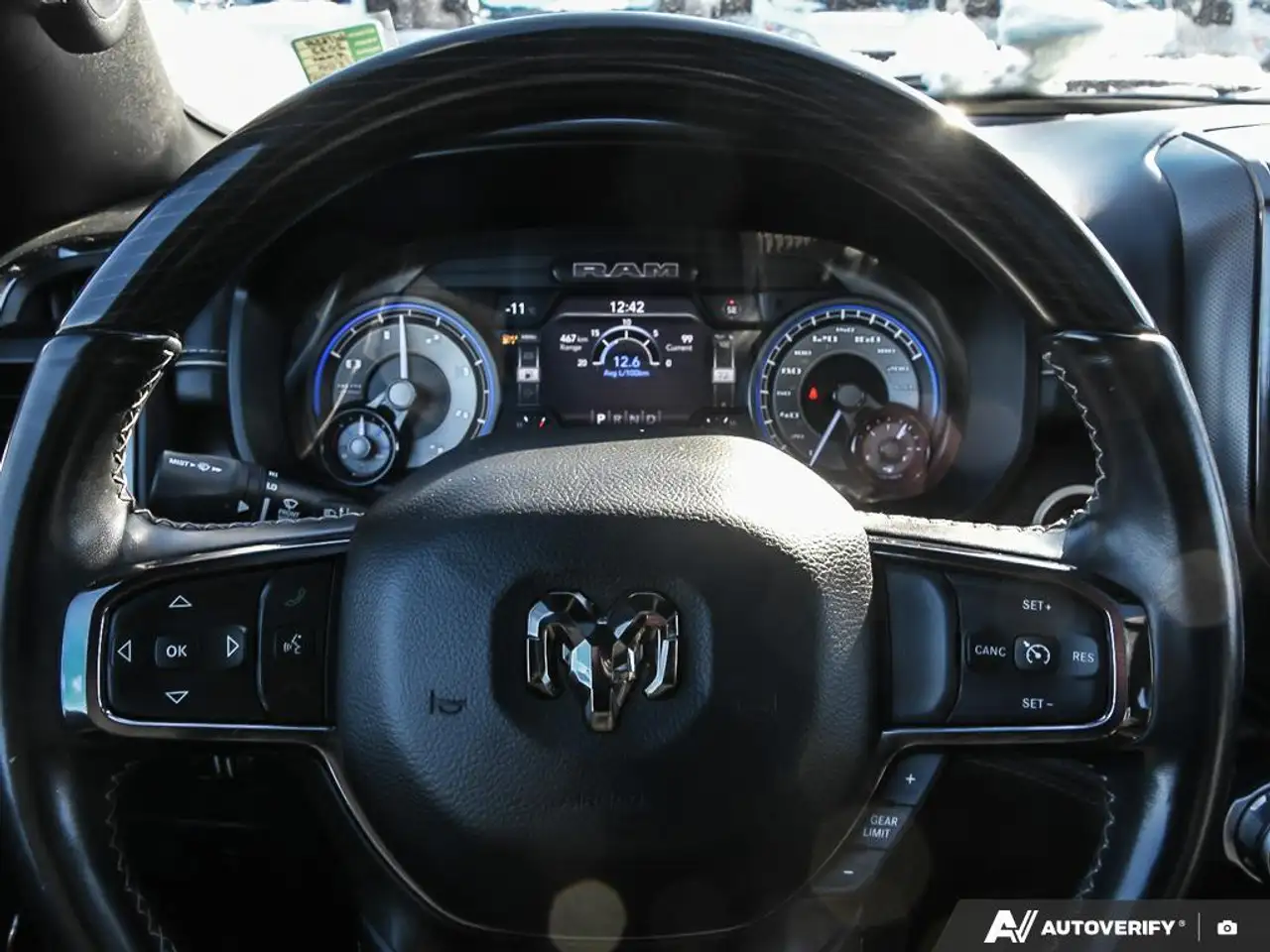 RAM 1500 снимка RAM 1500