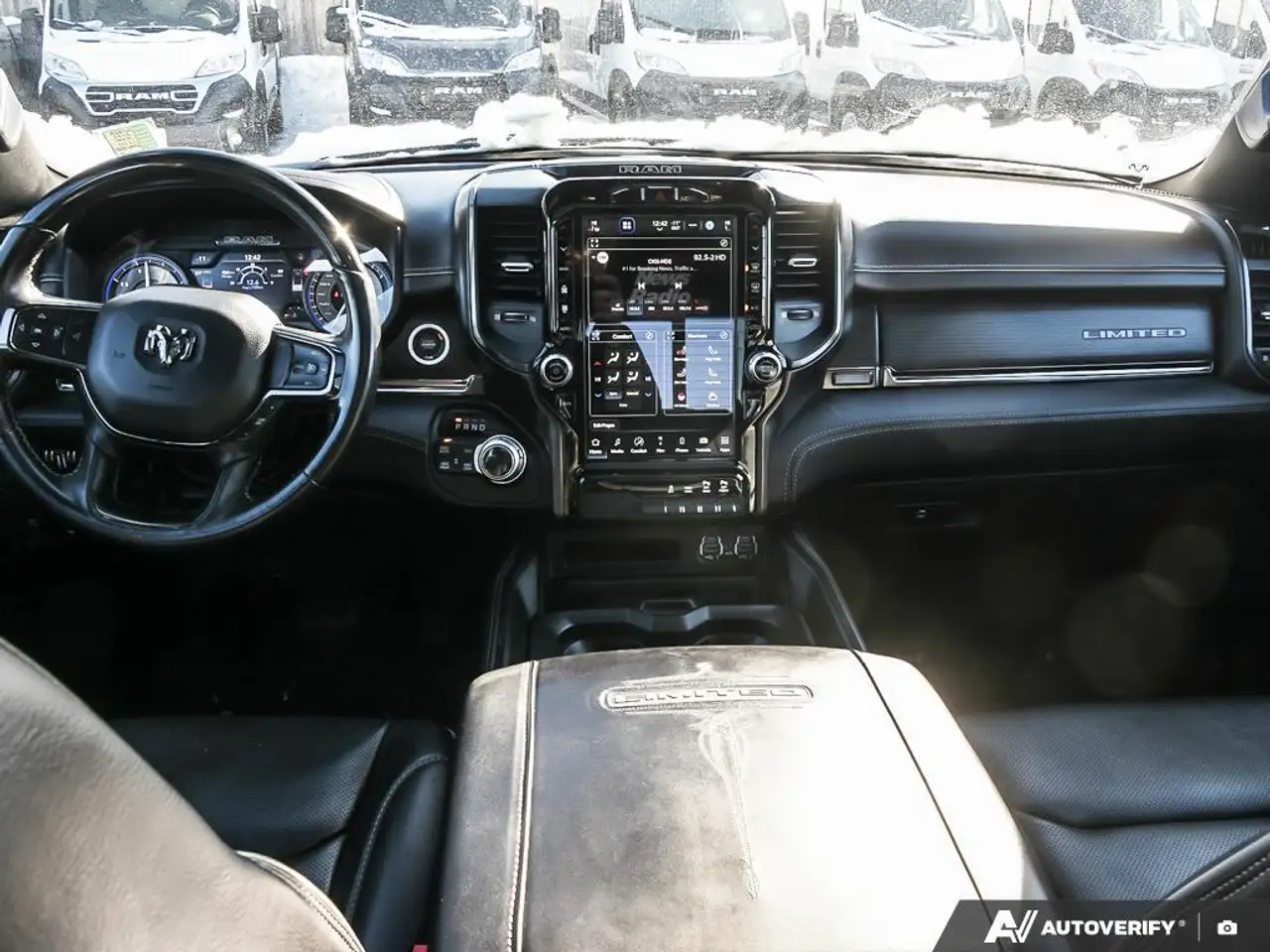 RAM 1500 снимка RAM 1500